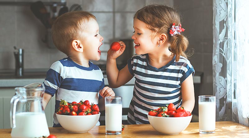 sind erdbeeren gut für die zähne?